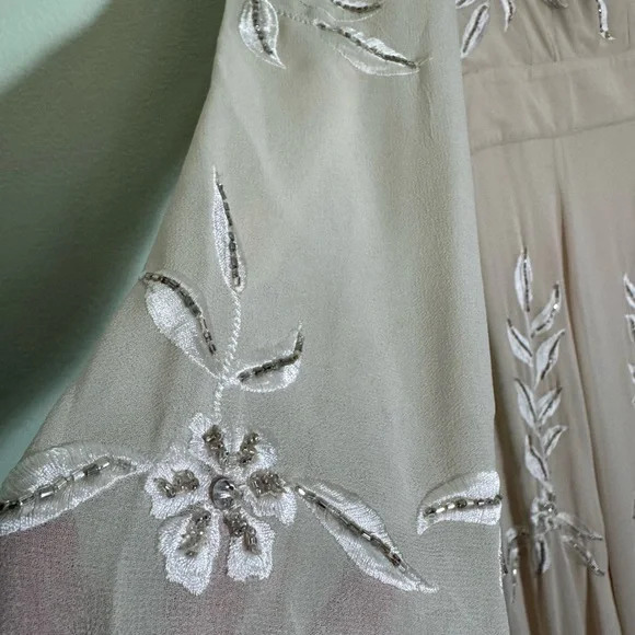 BHLDN Belize Embroidered A-Line Long-Sleeve V-Neck Gown 10 - Picture 14 of 16